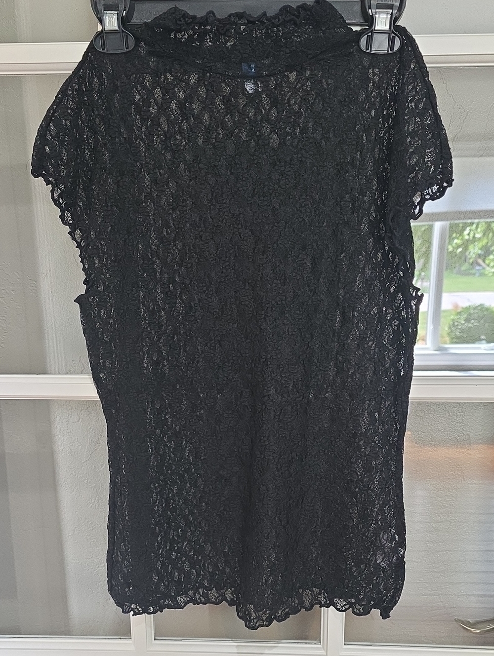 Old Navy Black Lace Short Sleeve Top - Feminine Detail